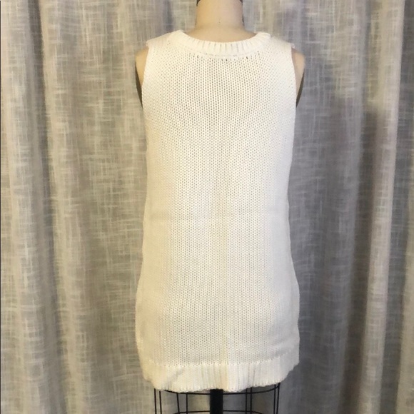 HOLIDAY SALE T Tahari Knit Pullover - Picture 5 of 5